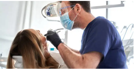 Glenelg dentist
